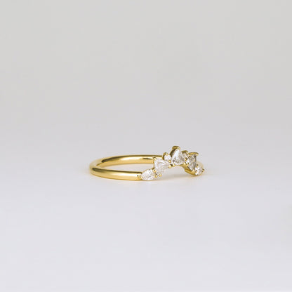 0.30 TCW Round & Trillion Shaped Curved Moissanite Wedding Band