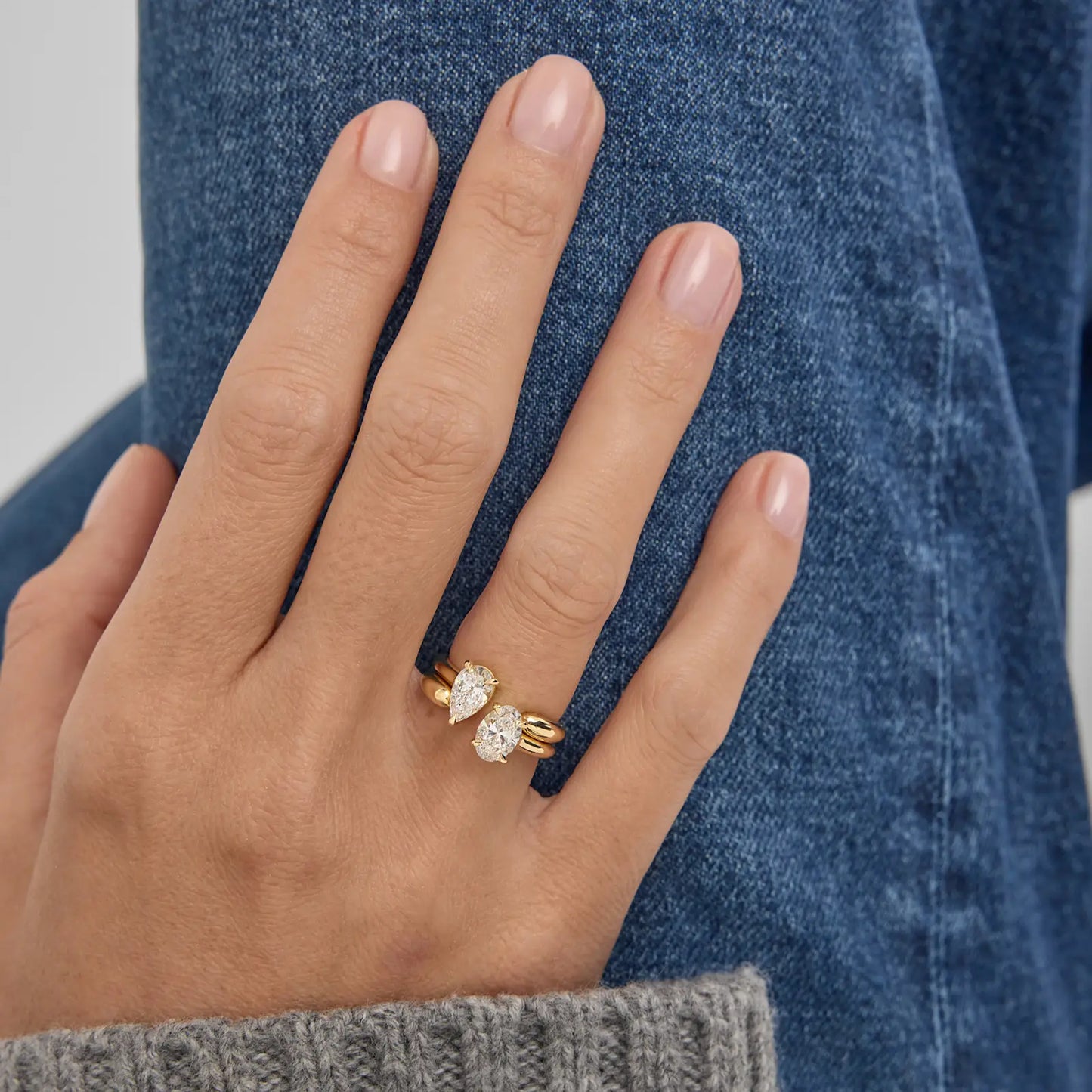 Timeless 0.9 CT Oval Cut Open End Solitaire Setting Moissanite Diamond Engagement Ring