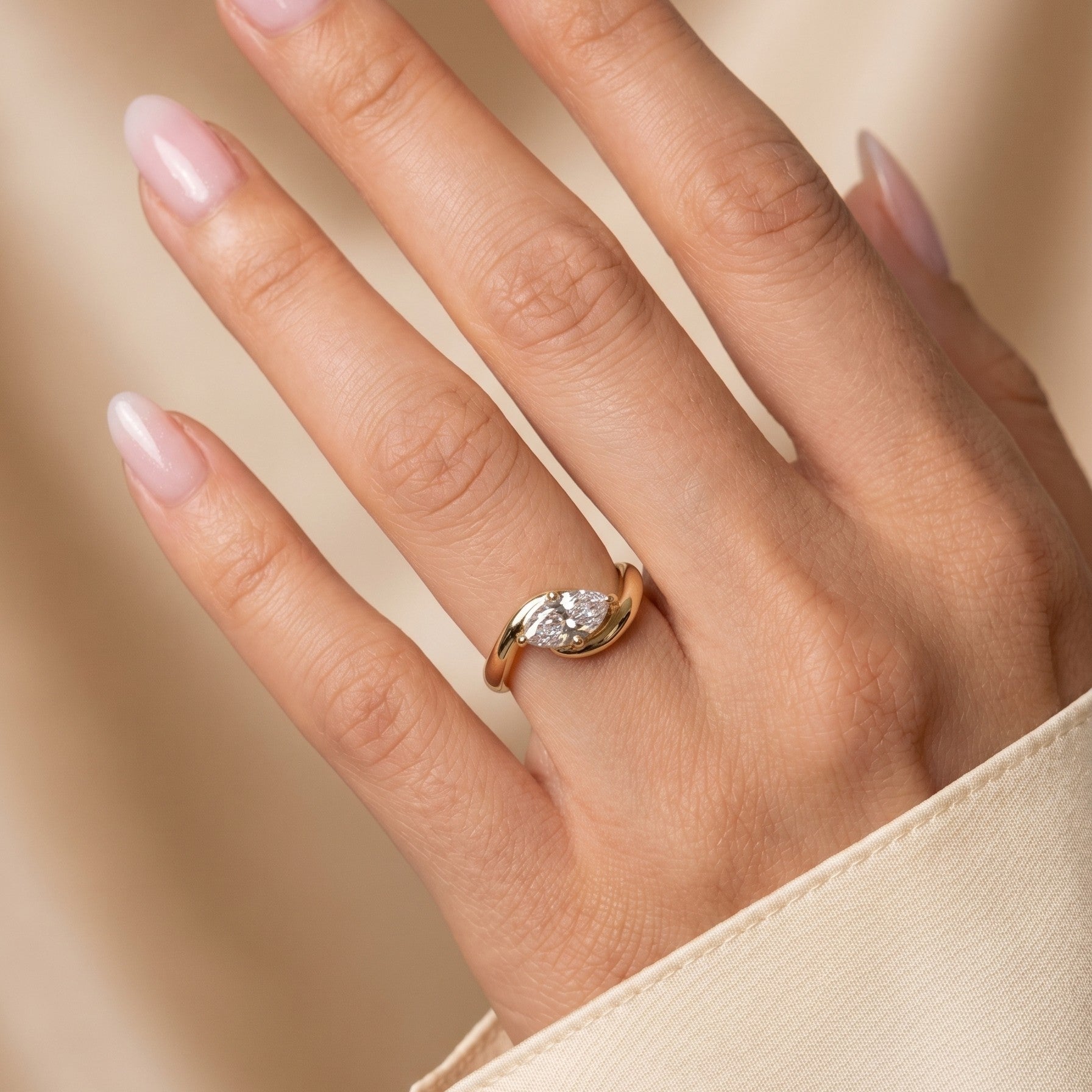 Oval Solitaire Engagement Ring – 2 CT Moissanite Diamond
