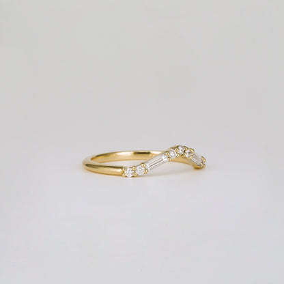 0.20 TCW Baguette & Round Shaped Curved Moissanite Wedding Band