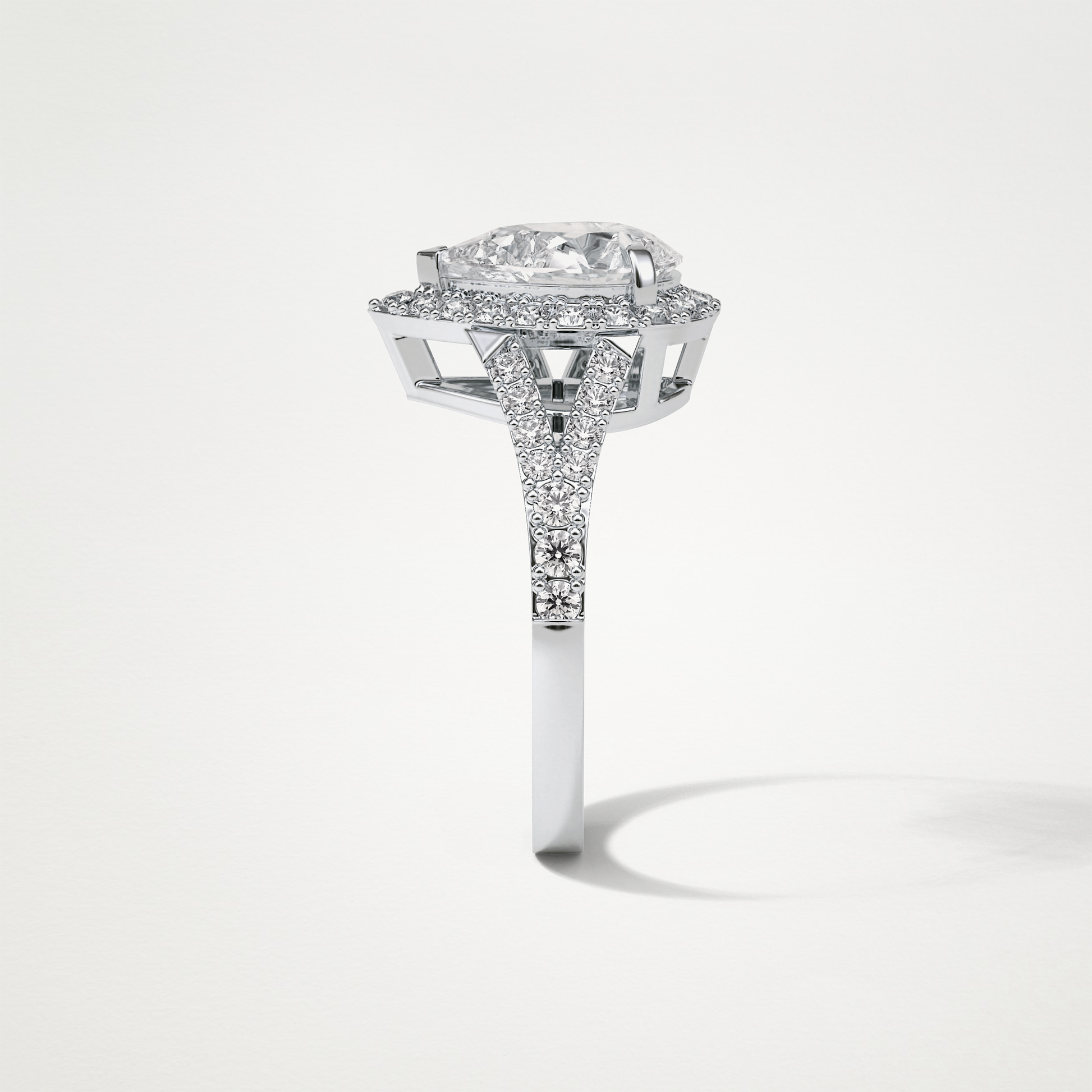 Pear Halo & Split Shank Moissanite Engagement Ring – 3.1 CT Lab-Created Brilliance in 10K/14K/18K Gold