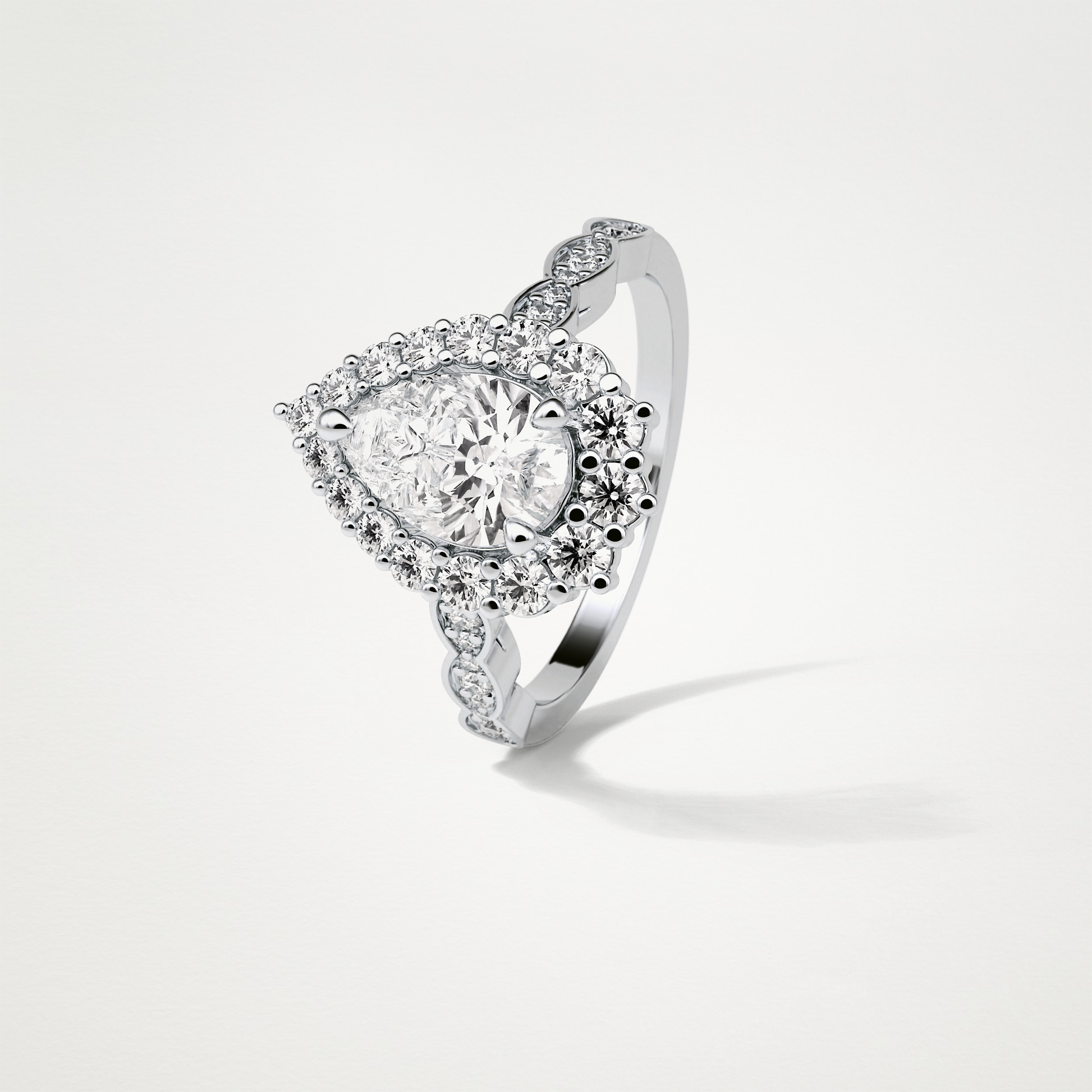 Pear Milgrain Halo Moissanite Engagement Ring – 1.93 CT Lab-Created Brilliance in 10K/14K/18K Gold