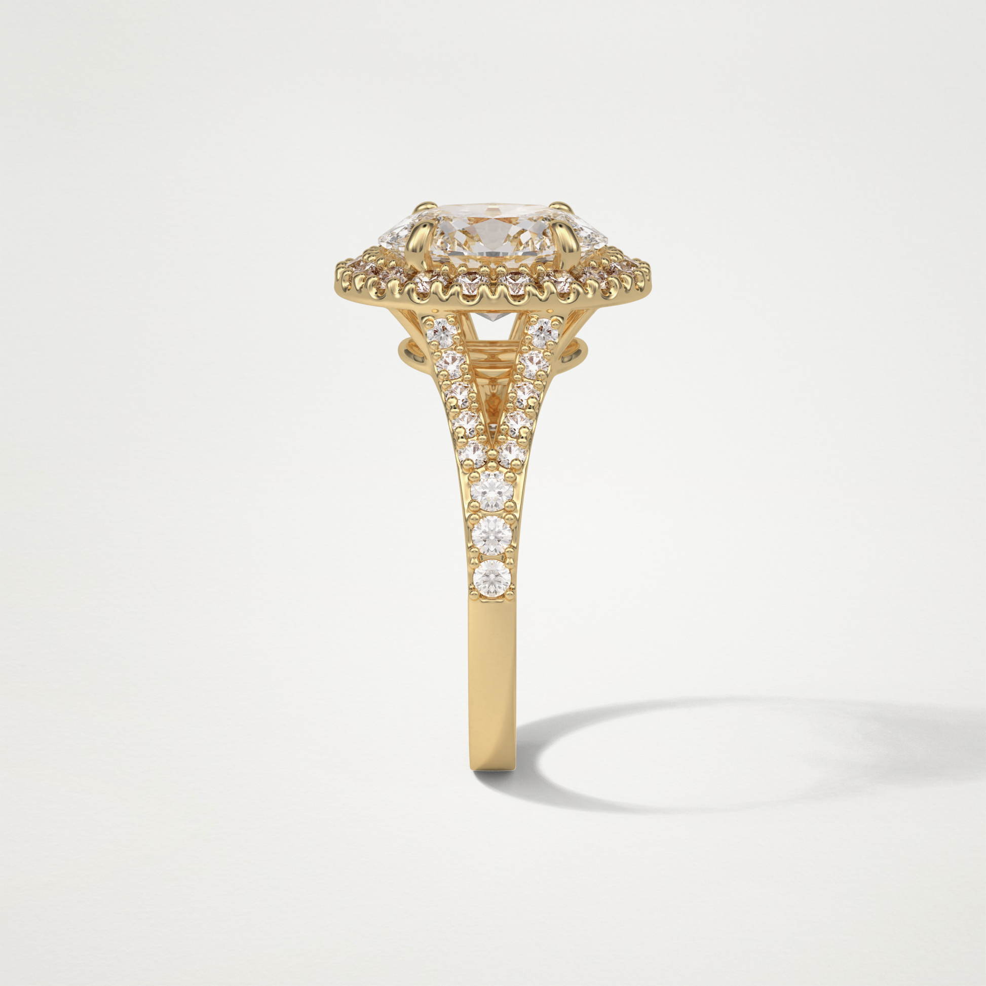 Oval Halo & Split Shank Moissanite Engagement Ring – 2.72 CT Lab-Created Brilliance in 10K/14K/18K Gold