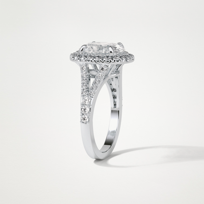 Oval Halo & Split Shank Moissanite Engagement Ring – 2.72 CT Lab-Created Brilliance in 10K/14K/18K Gold