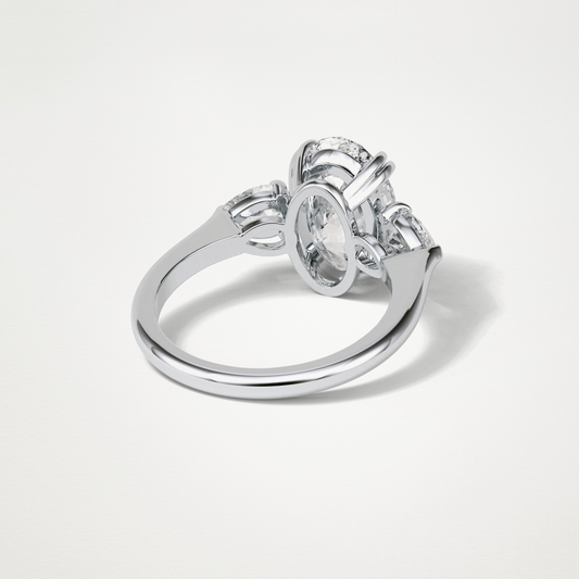 Oval 3 Stone Moissanite Engagement Ring – 3.75 CT Lab-Created Brilliance in 10K/14K/18K Gold