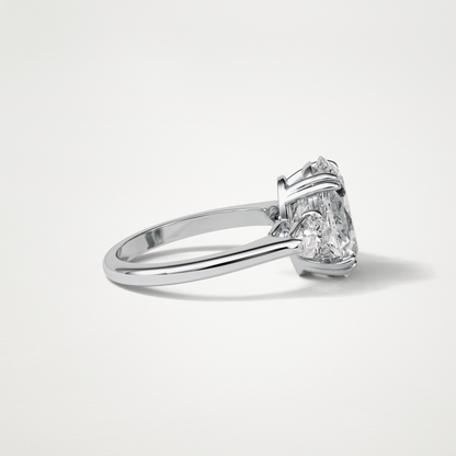 Oval 3 Stone Moissanite Engagement Ring – 3.75 CT Lab-Created Brilliance in 10K/14K/18K Gold