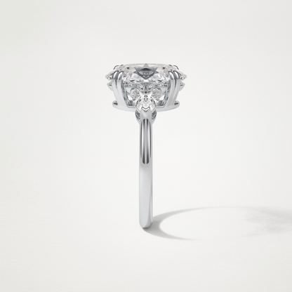 Oval 3 Stone Moissanite Engagement Ring – 3.75 CT Lab-Created Brilliance in 10K/14K/18K Gold