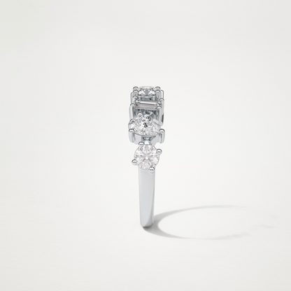 Dainty Wedding Band – Solid Gold Elegant and Timeless Design