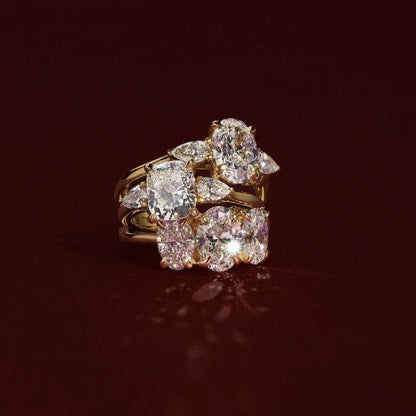 Stunning 1.5-2.5 CT Oval Moissanite Engagement Ring with Three Stone Design
