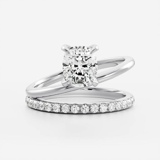 Stunning 1.5-2.5 CT Elongated Cushion Moissanite Engagement Ring with Solitaire & Double Band Design
