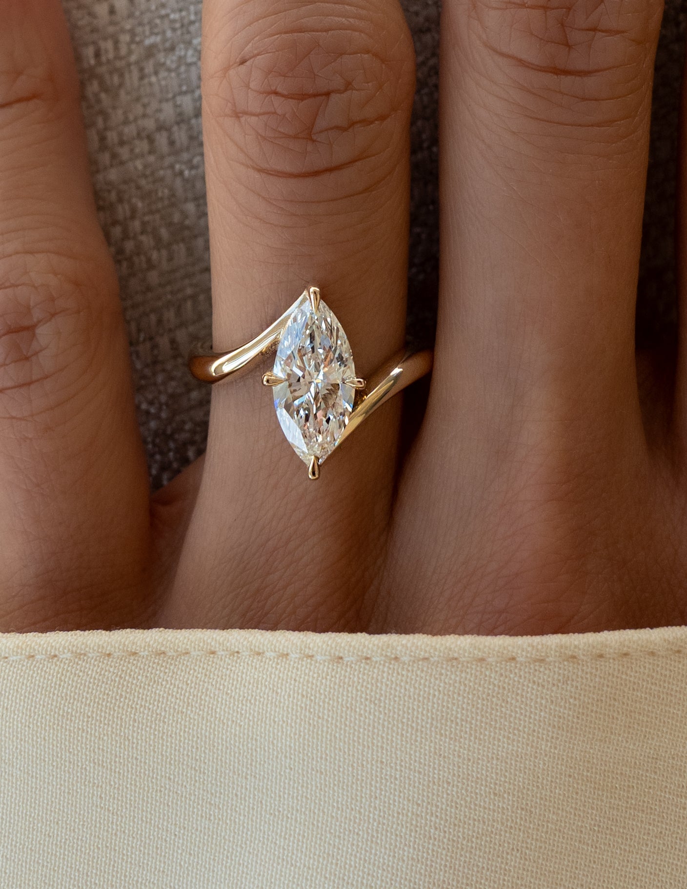 2 CT Marquise Cut Solitaire Rapture Moissanite Engagement Ring