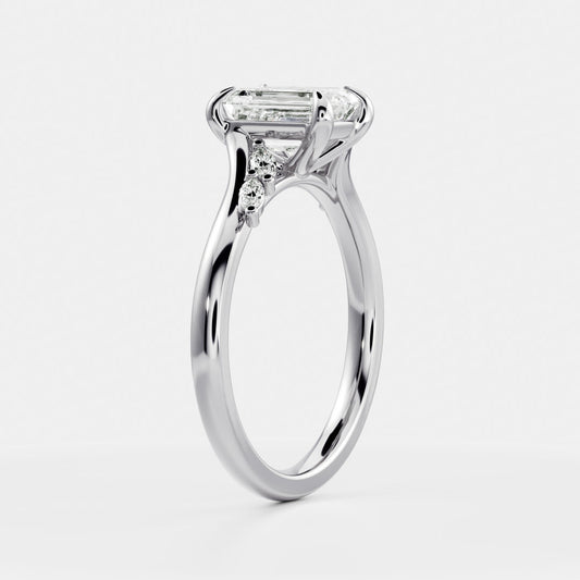 Stunning 1.0-3.0 CT Emerald Moissanite Engagement Ring with Cluster Design