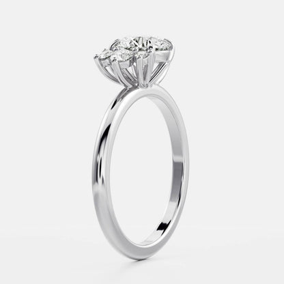 Stunning 0.5-1.50 CT Round Moissanite Engagement Ring with Cluster Design