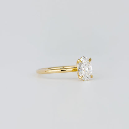 1.07 TCW Oval Shaped Solitaire Moissanite Engagement Ring