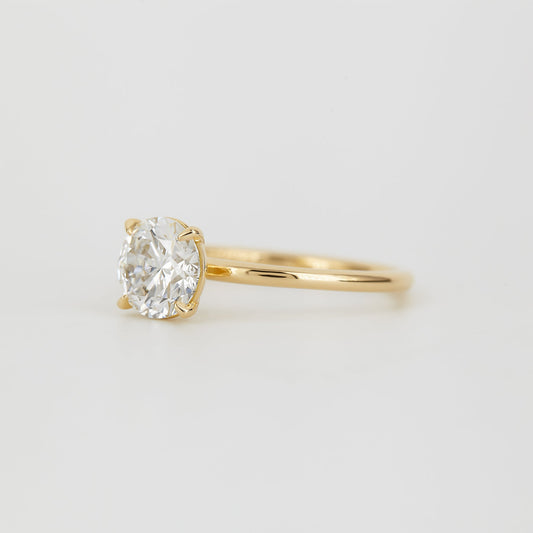 1.52 CT Round Shaped Solitaire Moissanite Engagement Ring