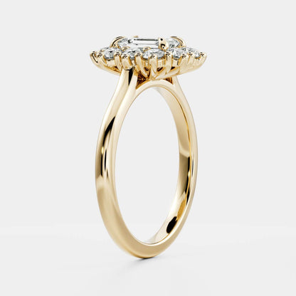 Stunning 1.5-2.5 CT Emerald Moissanite Engagement Ring with Halo Design