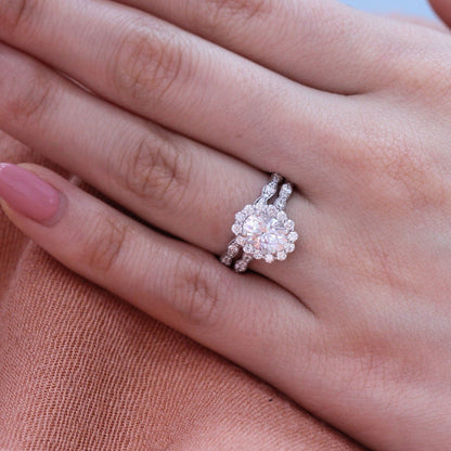 1.5 CT Oval Cut Vintage Style Moissanite Bridal Ring Set