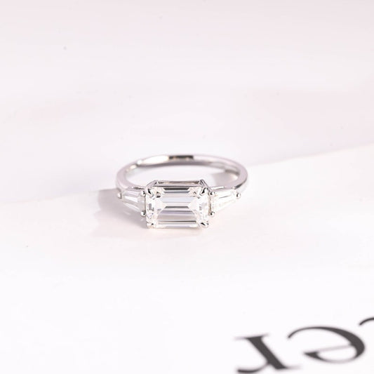 Stunning 1.0 - 2.0 CT Emerald Moissanite Engagement Ring with Three Stone Design 1
