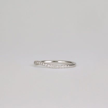 0.21 TCW Round Shaped Curved Moissanite Wedding Band