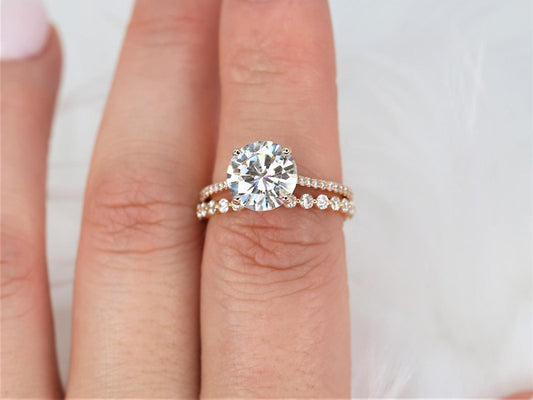 2.7 CT Round Cut Pave Moissanite Bridal Ring Set