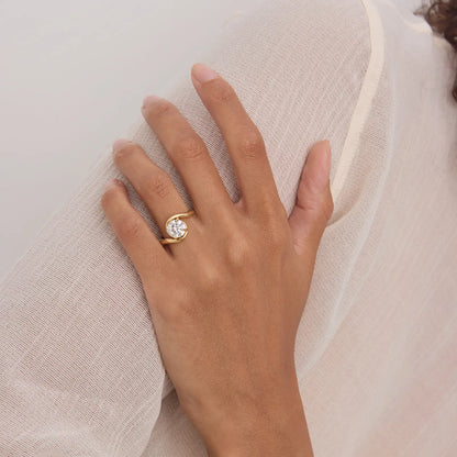 Timeless 2 CT Round Cut Swirl Unique Solitaire Moissanite Diamond Engagement Ring