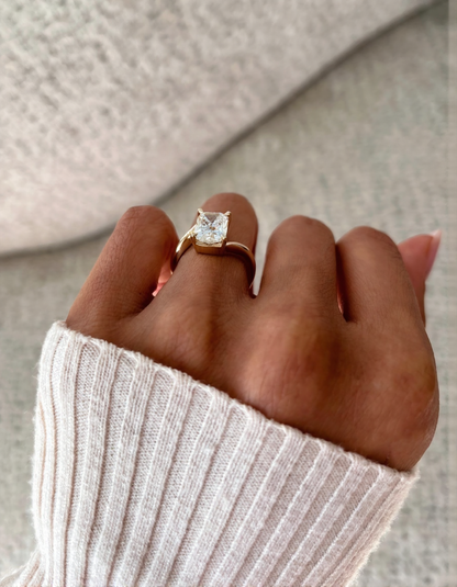 2.5 CT Elonagted Cushion Cut Classic Plain Stacking Moissanite Bridal Ring Set