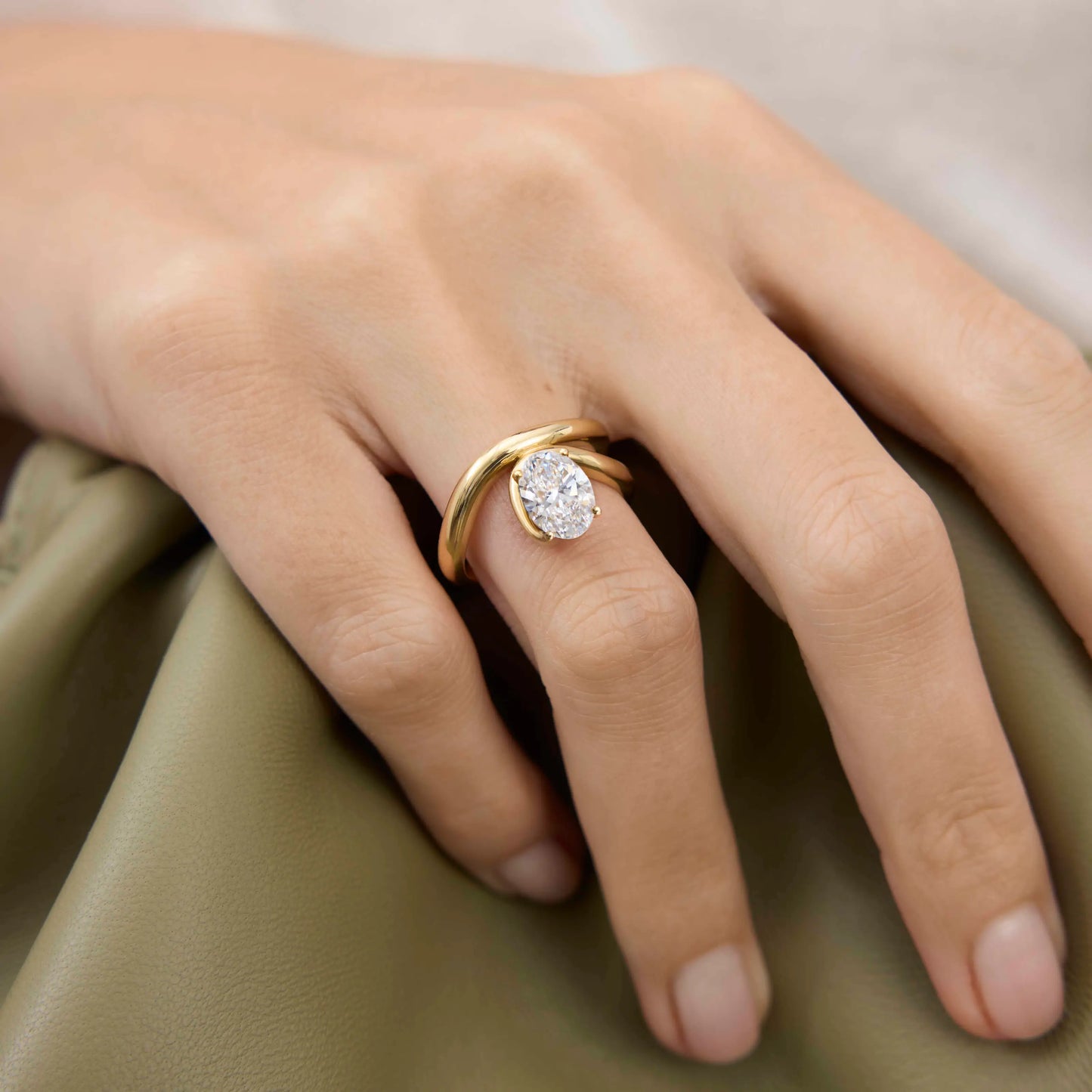 Timeless 1.73 CT Oval Cut Swirl Unique Solitaire Moissanite Diamond Engagement Ring