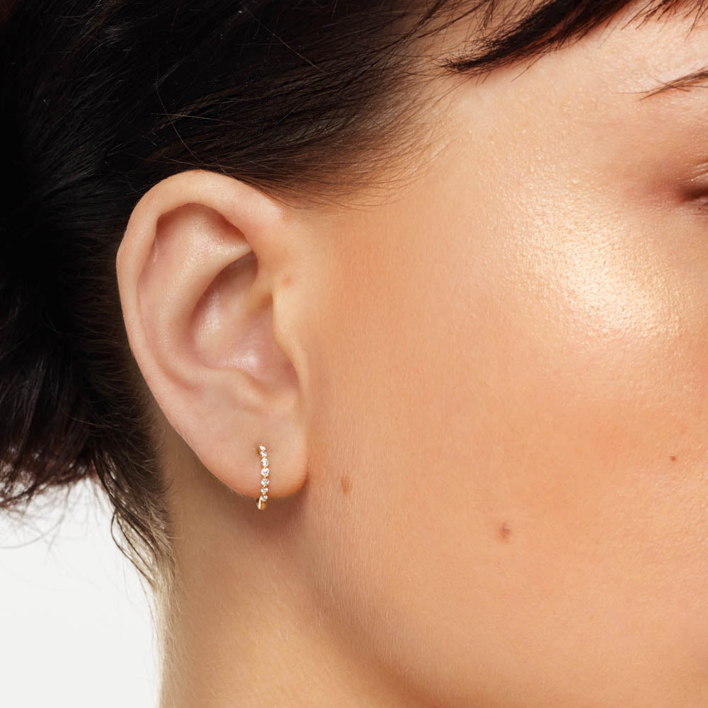 1.54 TCW Round Shaped Moissanite Hoop Earrings