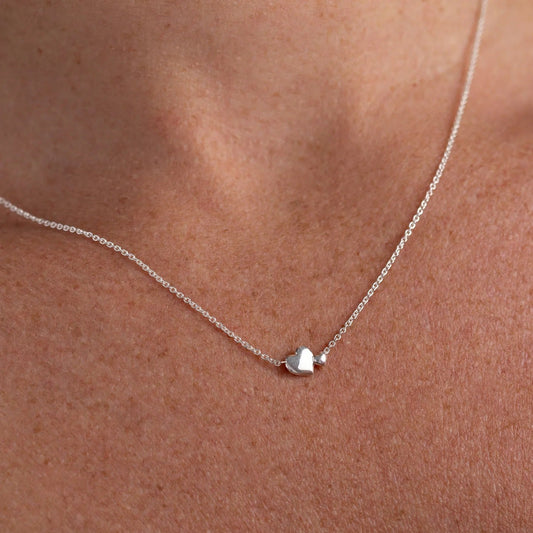 Contour Heart Necklace