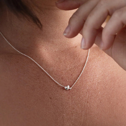 Contour Heart Necklace
