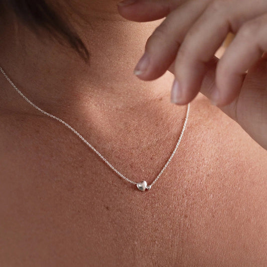 Contour Heart Necklace