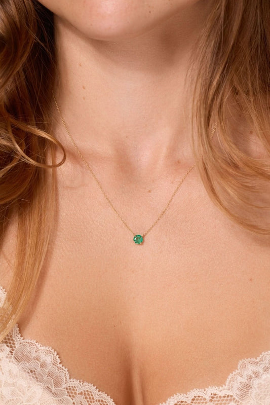 Round Solitaire Emerald Gemstone Necklace