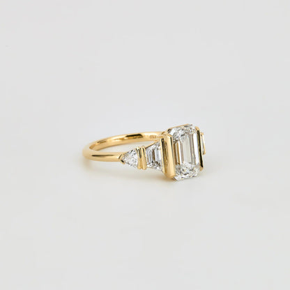 2.5 CT Emerald Shaped Cluster Moissanite Engagement Ring