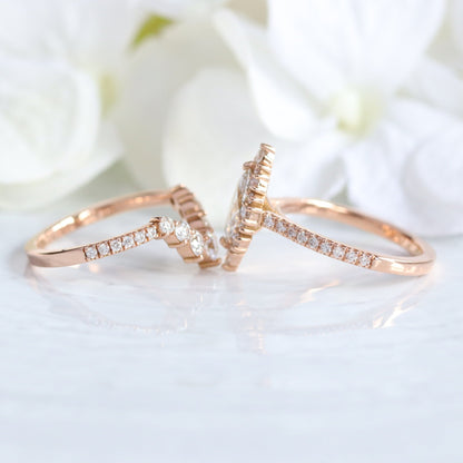 0.7 CT Marquise Cut Curved Pave Moissanite Bridal Ring Set