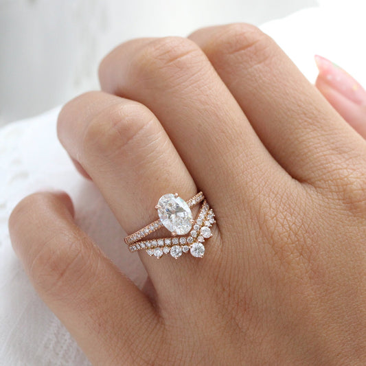 1.5 CT Oval Cut Vintage Moissanite Bridal Ring Set