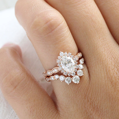 1.15 CT Oval Cut Halo & Pave Moissanite Bridal Ring Set