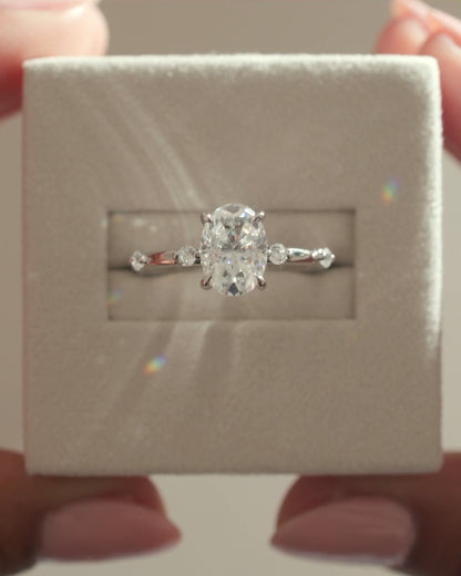2.0 CT Oval Dainty Moissanite Engagement Ring