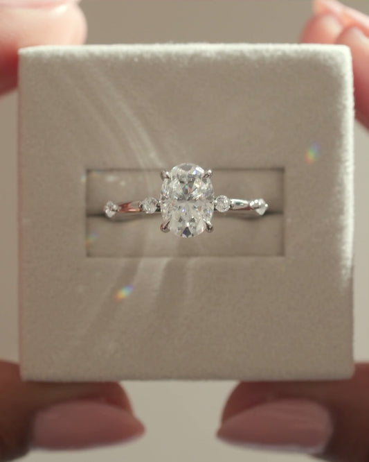 2.0 CT Oval Dainty Moissanite Engagement Ring