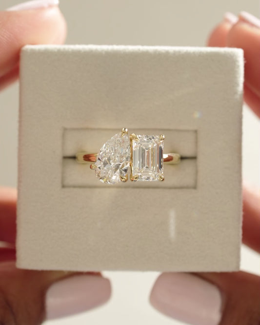 3.3 CT Emerald & Pear Cut Toi Et Moi Moissanite Engagement Ring