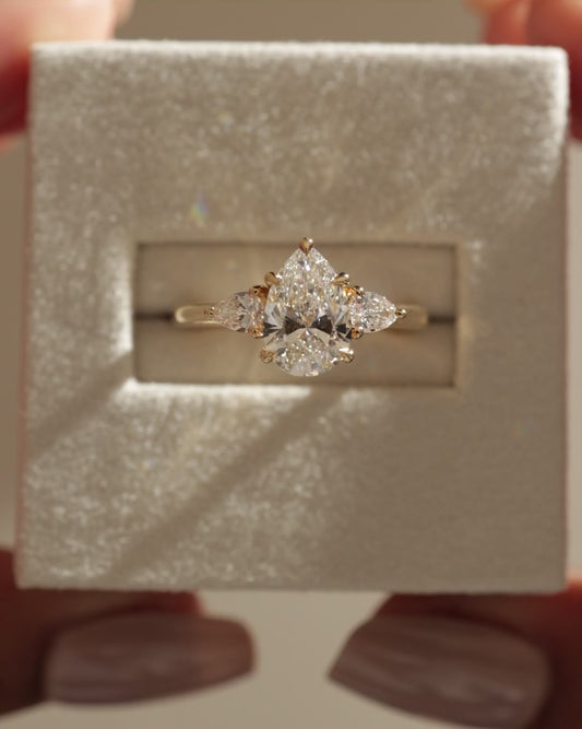 2.0 CT Pear Cut Three Stones Moissanite Diamond Engagement Ring