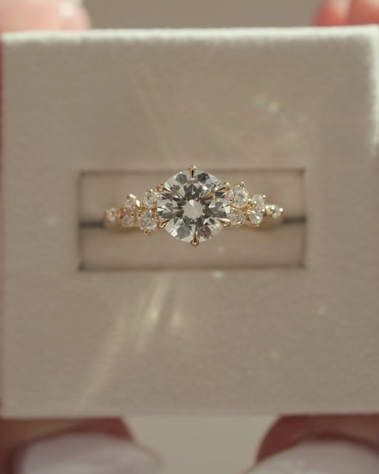 2.0 CT Round Cluster Moissanite Engagement Ring