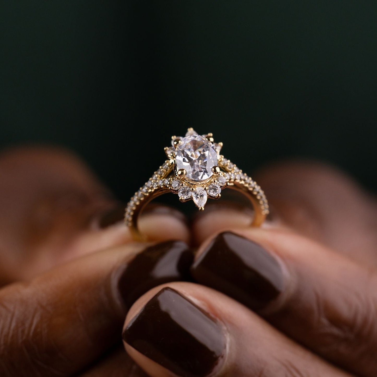 1 CT Oval Shaped Halo & Pave Moissanite Diamond Engagement Ring